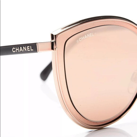 CHANEL Accessories - Stunning!!🌹CHANEL 18k Rose Gold Mirror Sunglasses